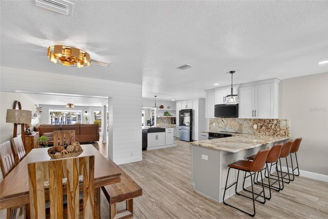 6404 LAKE SUNRISE DRIVE, Apollo Beach, FL 33572