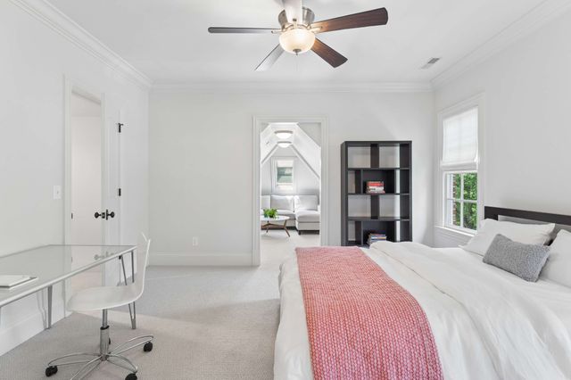 755 Bresslyn Rd, Nashville, TN 37205