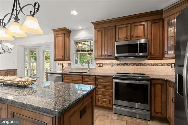 10330 BASSETT HALL CT, Ellicott City, MD 21042