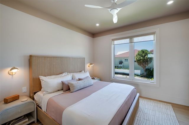 242 LAKEVIEW DRIVE, Anna Maria, FL 34216