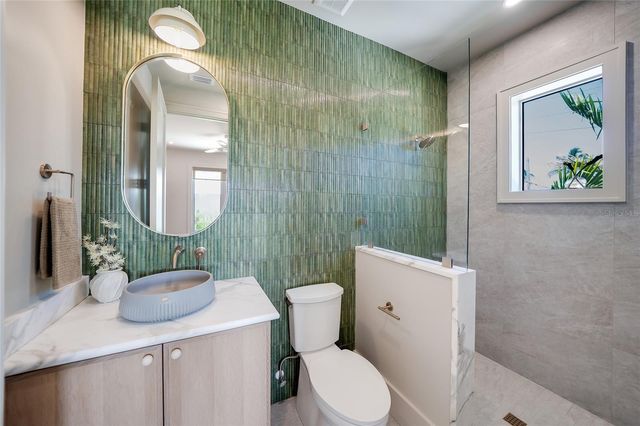 242 LAKEVIEW DRIVE, Anna Maria, FL 34216