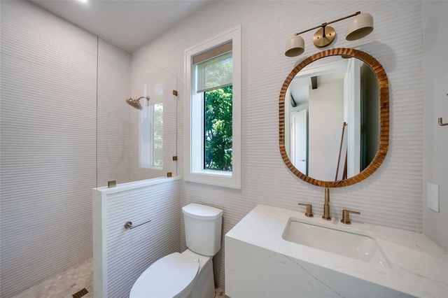 242 LAKEVIEW DRIVE, Anna Maria, FL 34216