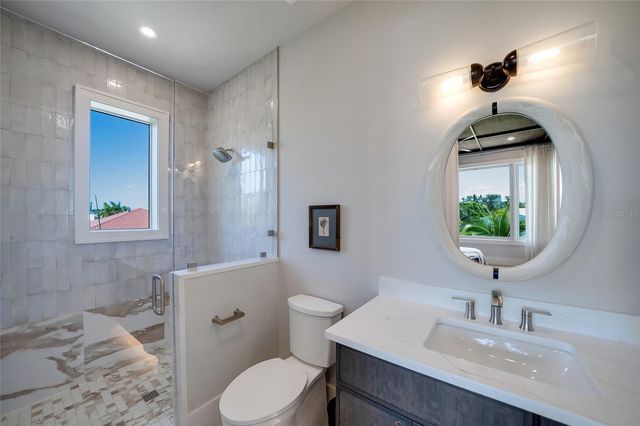 242 LAKEVIEW DRIVE, Anna Maria, FL 34216