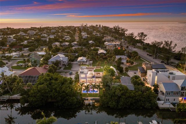 242 LAKEVIEW DRIVE, Anna Maria, FL 34216