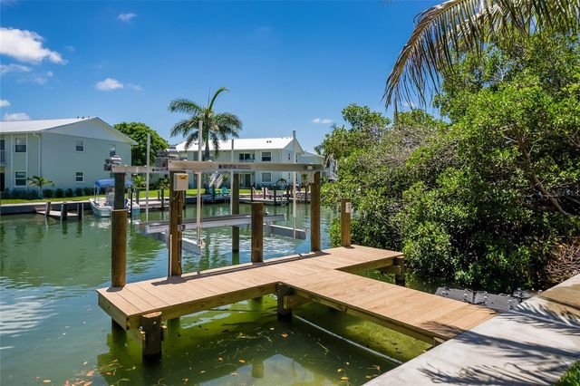 242 LAKEVIEW DRIVE, Anna Maria, FL 34216