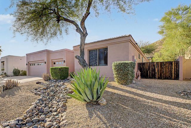 6314 W HILL Lane, Glendale, AZ 85310