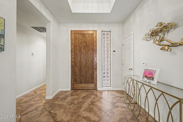 6314 W HILL Lane, Glendale, AZ 85310