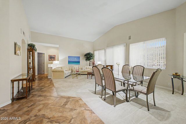 6314 W HILL Lane, Glendale, AZ 85310