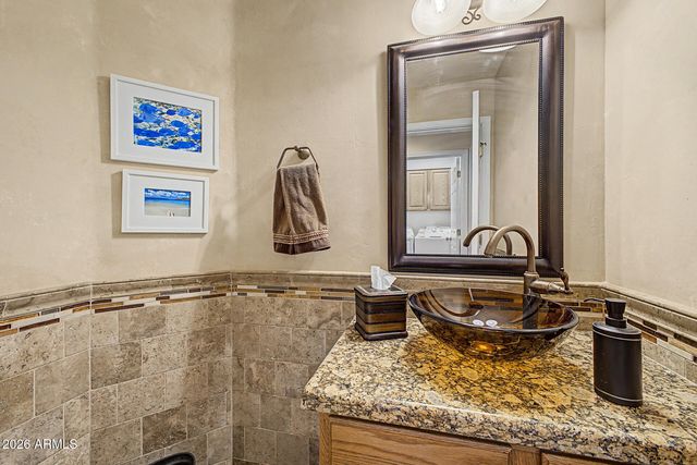 6314 W HILL Lane, Glendale, AZ 85310