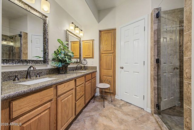 6314 W HILL Lane, Glendale, AZ 85310