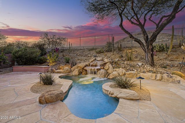 6314 W HILL Lane, Glendale, AZ 85310