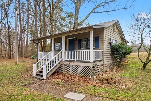 1932 River Bend SW Road, Plainville, GA 30733