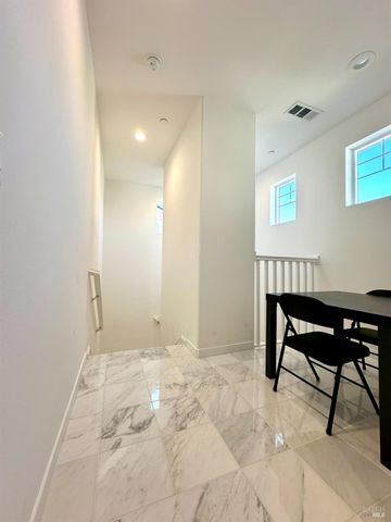 1401 Jamboree Dr, Fairfield, CA 94533