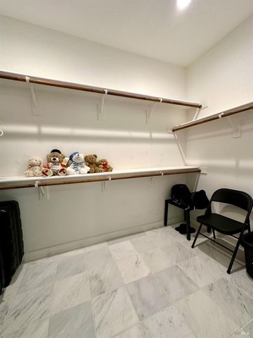 1401 Jamboree Dr, Fairfield, CA 94533