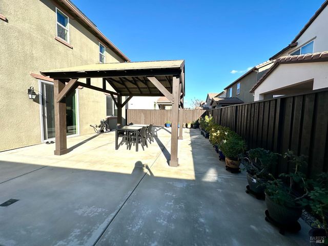 1401 Jamboree Dr, Fairfield, CA 94533