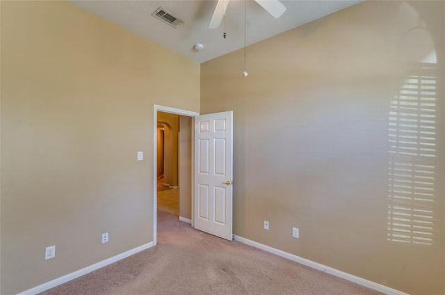 18 Orchard Dale Circle, The Woodlands, TX 77382