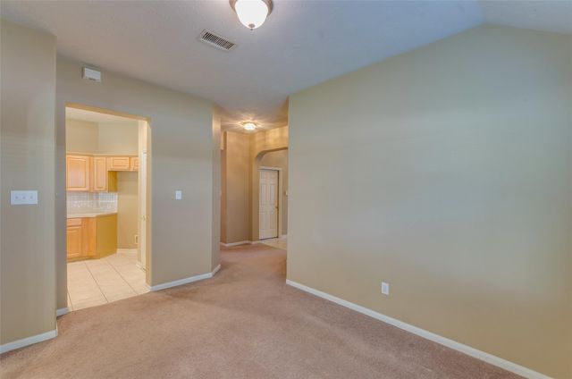 18 Orchard Dale Circle, The Woodlands, TX 77382
