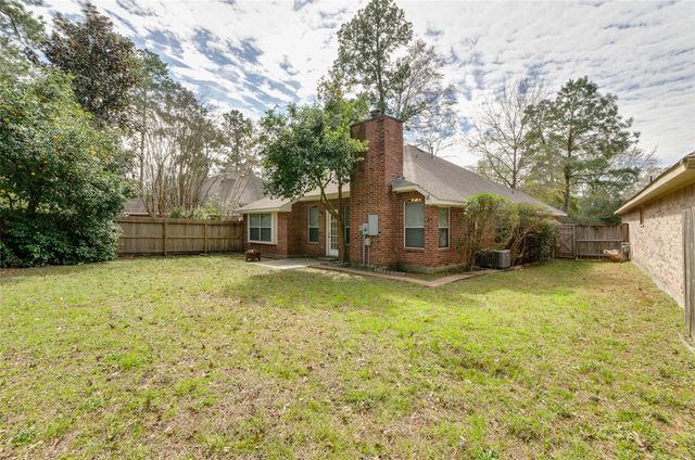 18 Orchard Dale Circle, The Woodlands, TX 77382