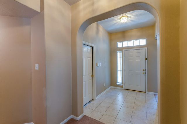 18 Orchard Dale Circle, The Woodlands, TX 77382