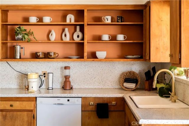 6610 Alpine Avenue, 29 Palms, CA 92277