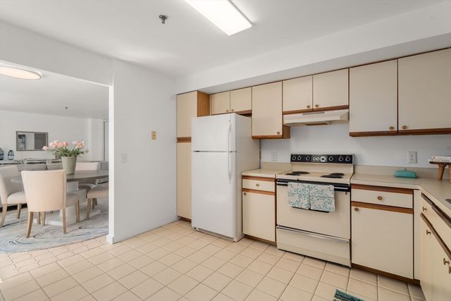 510 Revere Beach Blvd 1108, Revere, MA 02151