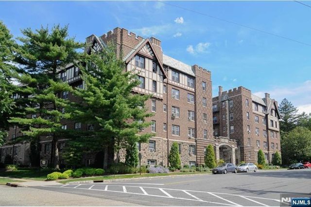 275 Engle Street G4, Englewood, NJ 07631