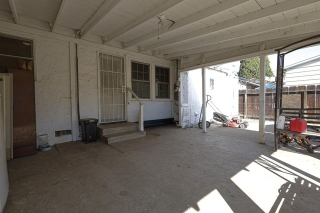 817 Sonoma Avenue, Chowchilla, CA 93610