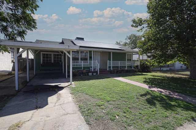 817 Sonoma Avenue, Chowchilla, CA 93610