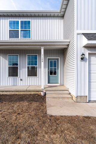 1120 Eagles Crest Drive, Davenport, IA 52804