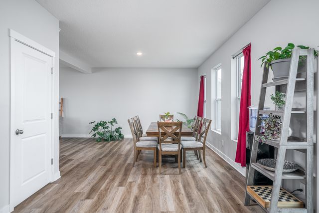 1120 Eagles Crest Drive, Davenport, IA 52804