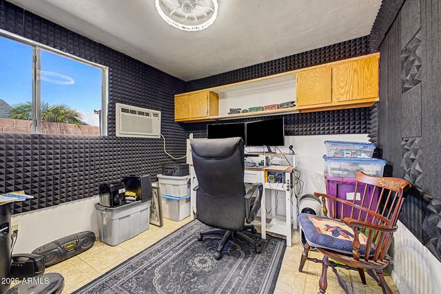 5832 W CAMPO BELLO Drive, Glendale, AZ 85308