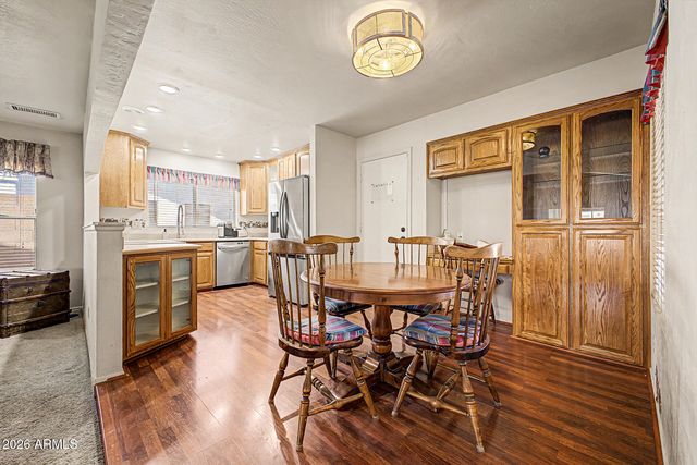 5832 W CAMPO BELLO Drive, Glendale, AZ 85308