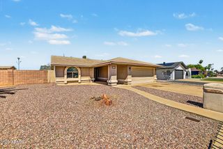 5832 W CAMPO BELLO Drive, Glendale, AZ 85308