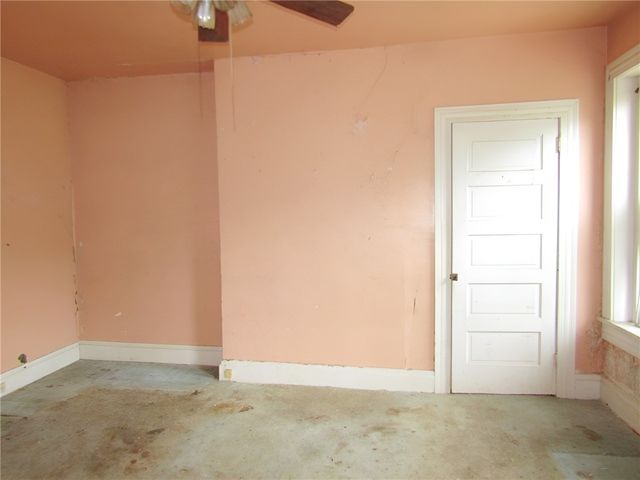 1058 Blackadore St, Homewood Brushton, PA 15221