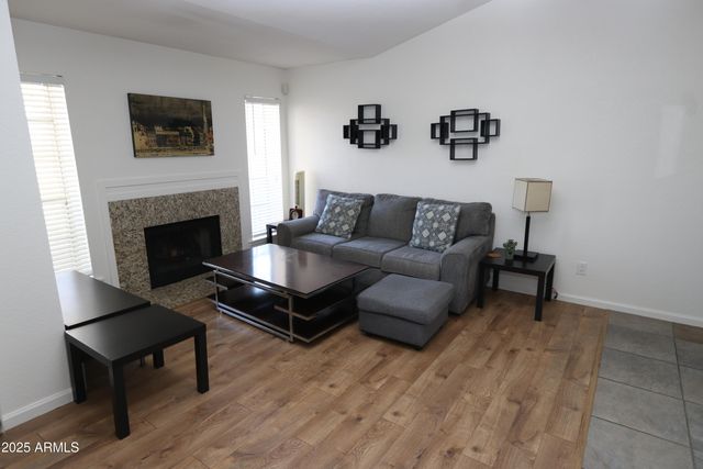 200 E SOUTHERN Avenue 307, Tempe, AZ 85282