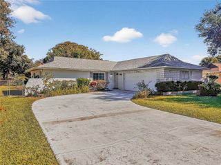 3729 CAPETOWN DRIVE, Orlando, FL 32817