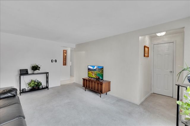 4317 S Keating Avenue, Chicago, IL 60632