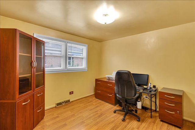 4317 S Keating Avenue, Chicago, IL 60632
