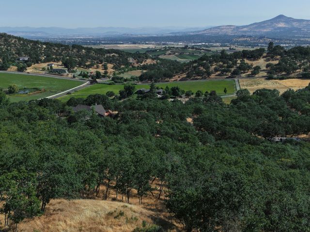 4359 Pioneer Road, Medford, OR 97501