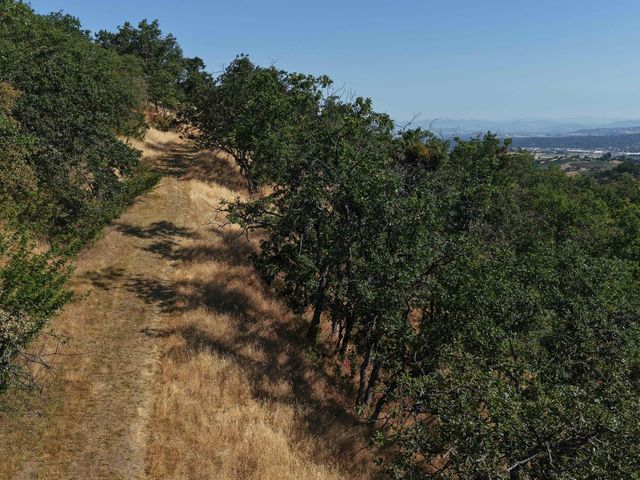 4359 Pioneer Road, Medford, OR 97501