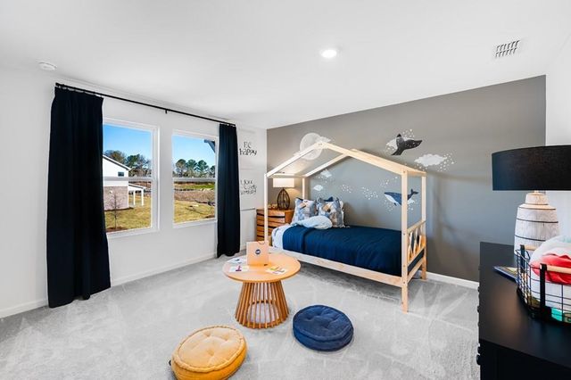 1723 Fawlocke Run, Loganville, GA 30052