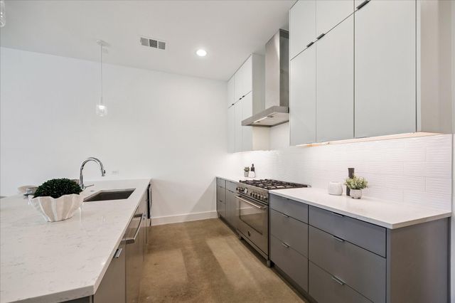 2147 Harold Street, Houston, TX 77098