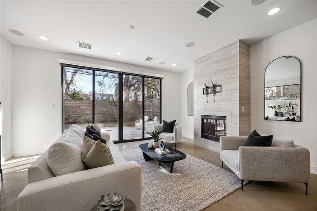 2147 Harold Street, Houston, TX 77098