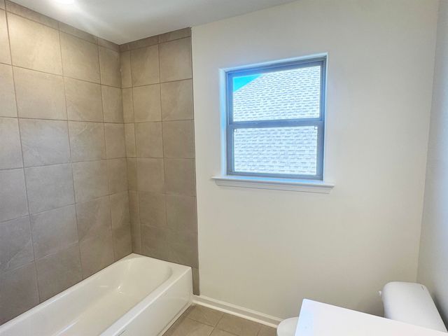 360 ST ANDREWS DR, Oakland, TN 38060