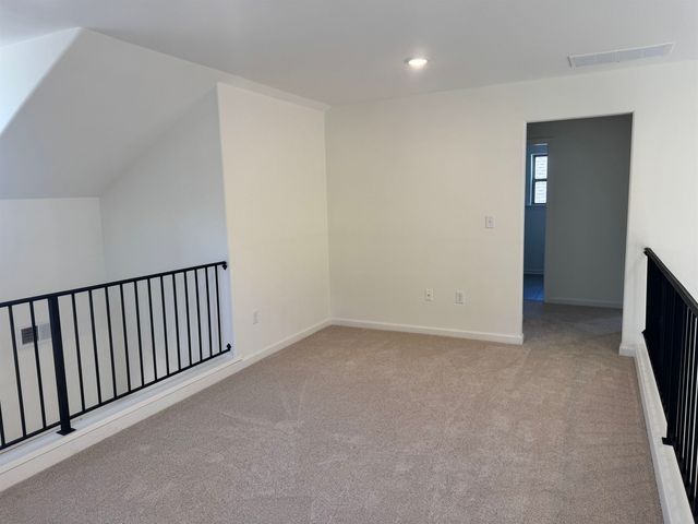 360 ST ANDREWS DR, Oakland, TN 38060