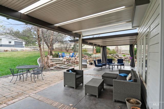 1303 E Pitkin Ave, Meridian, ID 83642