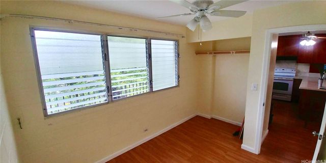 1099 Green Street B409, Honolulu, HI 96822