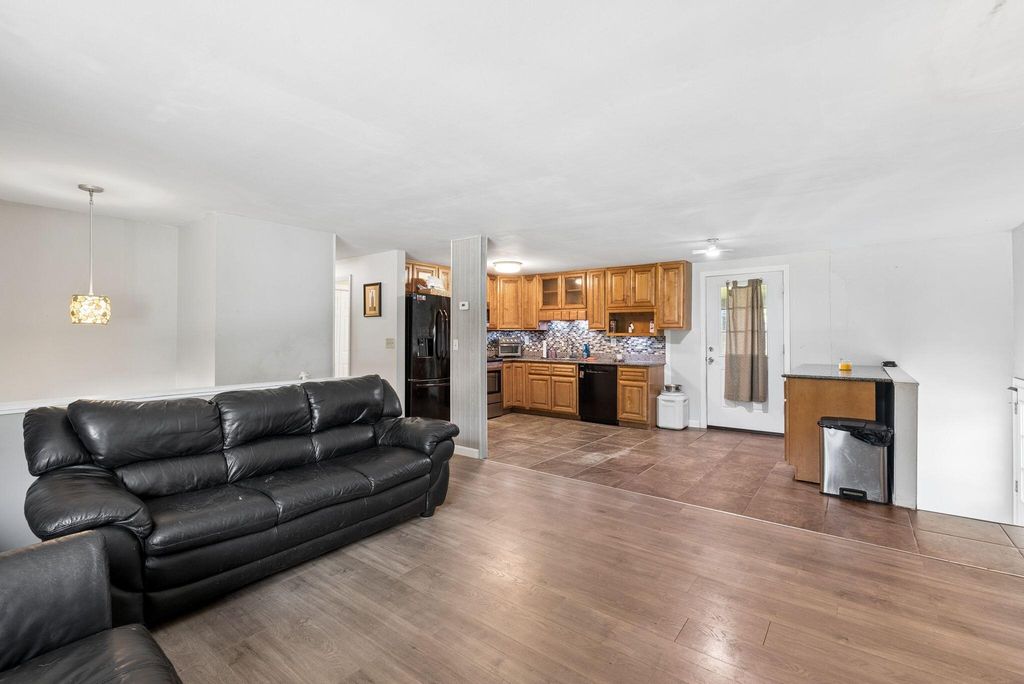 13 Andrea Street, Lisbon, ME 04250 — photo 5