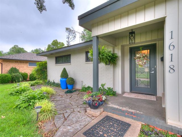 1618 Greenbriar Drive, Norman, OK 73072