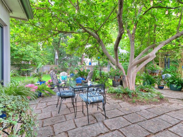 1618 Greenbriar Drive, Norman, OK 73072